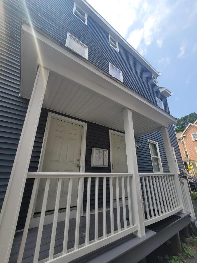 182 Bedrooms Near Fenway & Dowtown Boston Exterior photo